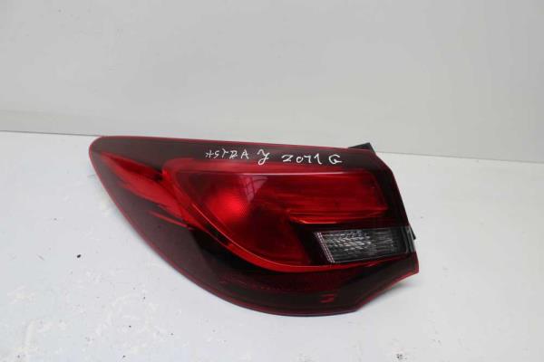 FEU ARRIERE GAUCHE OPEL ASTRA J 4PORTES 2010-2015 - Vue 1